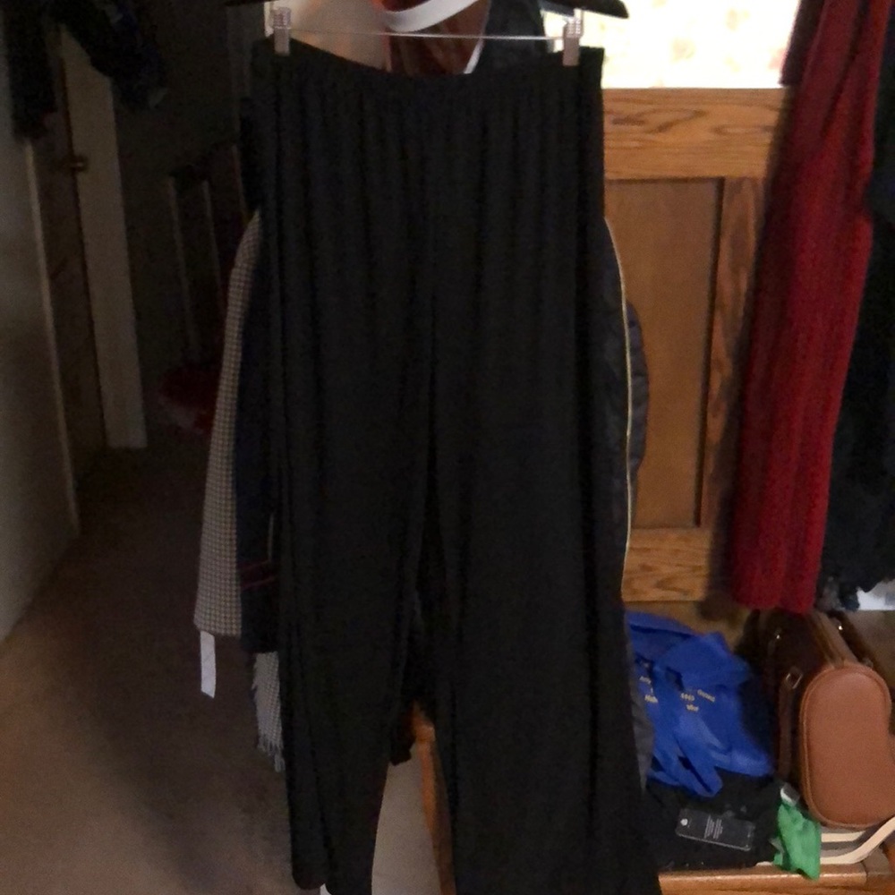 Black pants size 18 slinky material pull on with elastic